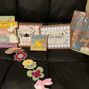 Easter decorations several items